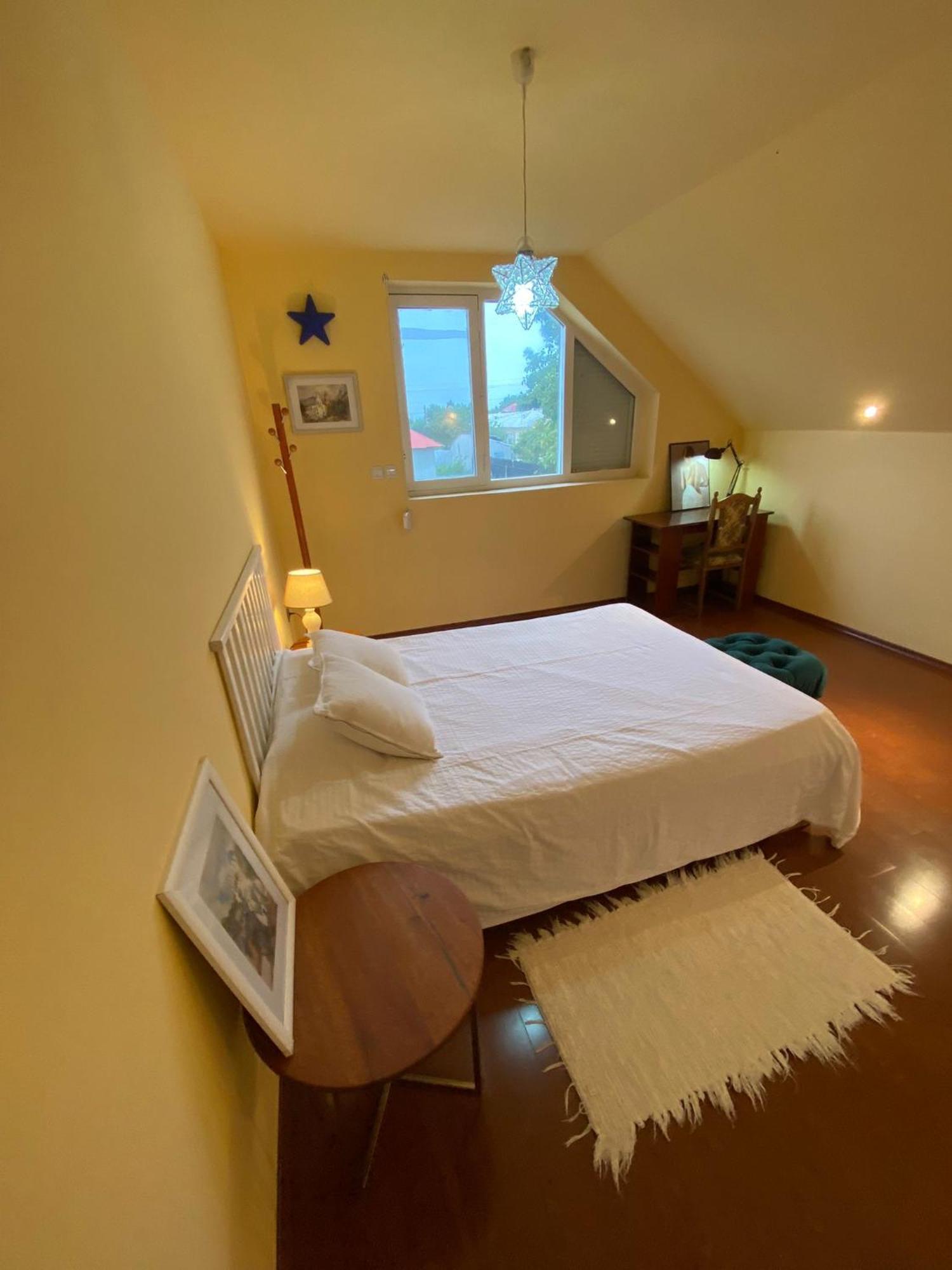 Cosy Bedroom For 2 With Balcony In A Family Villa Turnu Măgurele Eksteriør billede