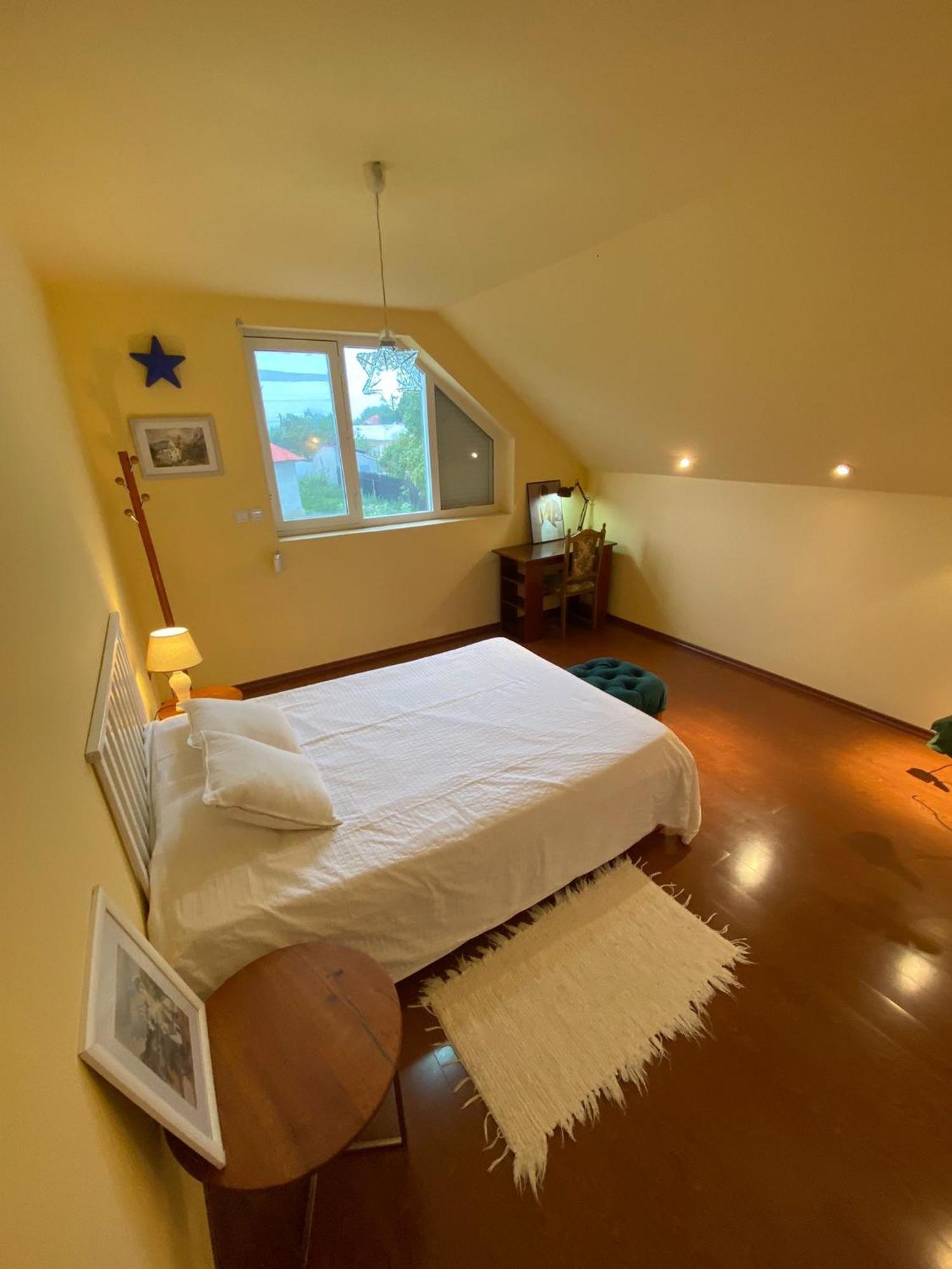 Cosy Bedroom For 2 With Balcony In A Family Villa Turnu Măgurele Eksteriør billede