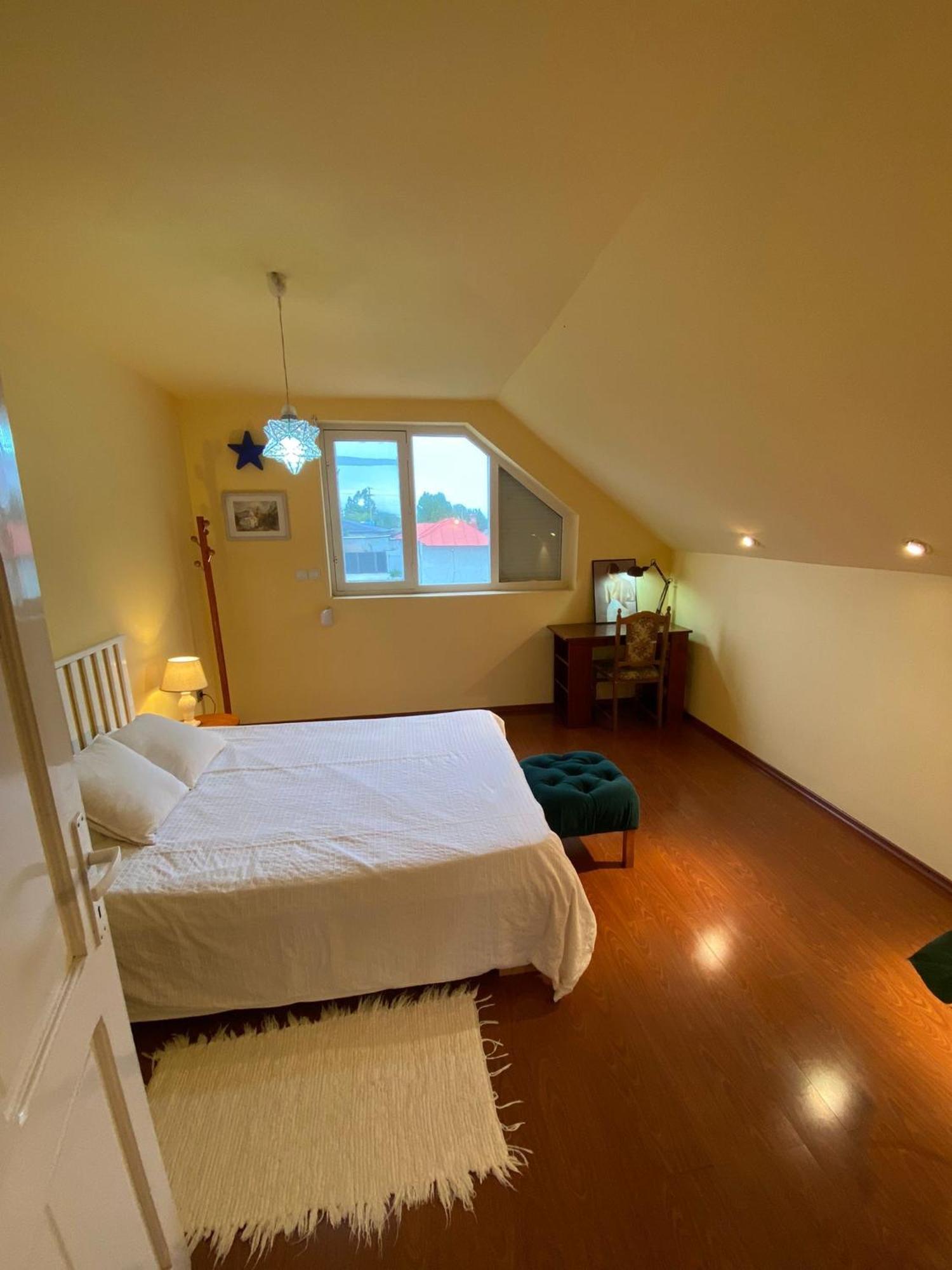 Cosy Bedroom For 2 With Balcony In A Family Villa Turnu Măgurele Eksteriør billede