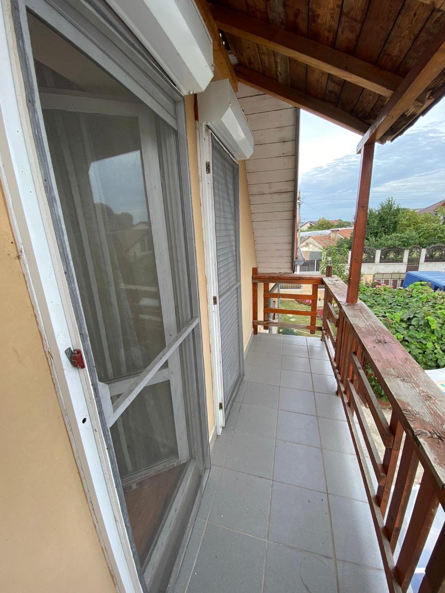 Cosy Bedroom For 2 With Balcony In A Family Villa Turnu Măgurele Eksteriør billede